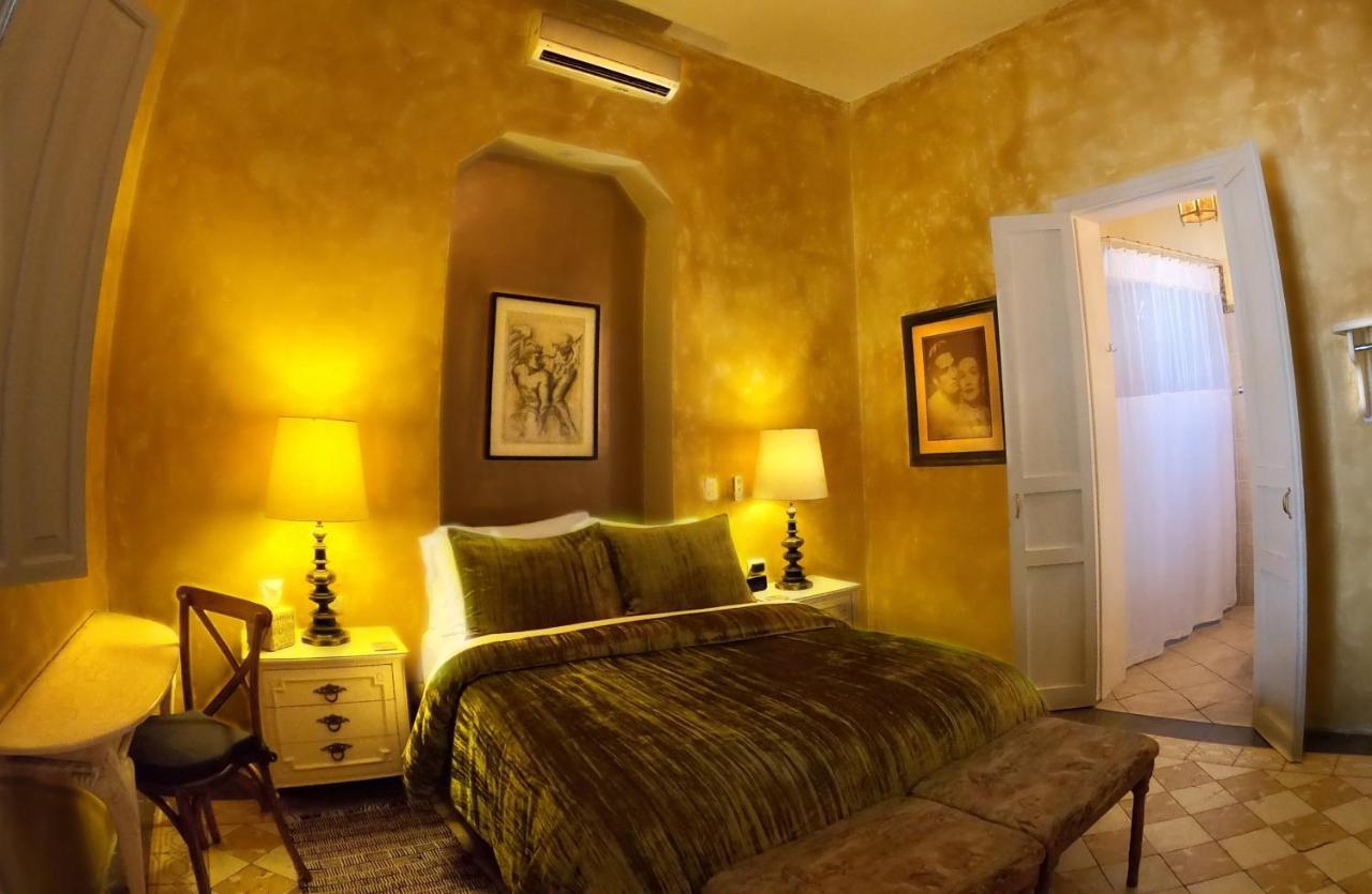 La Perla Hotel Boutique B&B Guadalajara Bagian luar foto