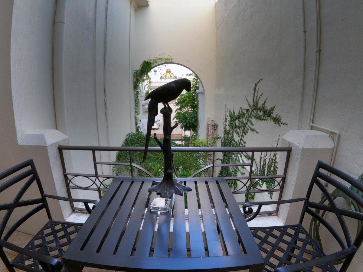 La Perla Hotel Boutique B&B Guadalajara Bagian luar foto