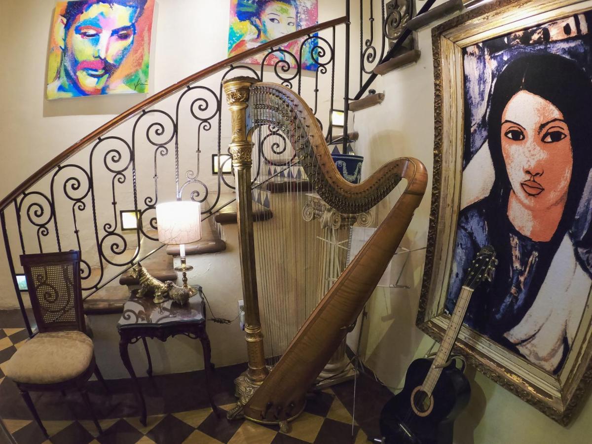 La Perla Hotel Boutique B&B Guadalajara Bagian luar foto