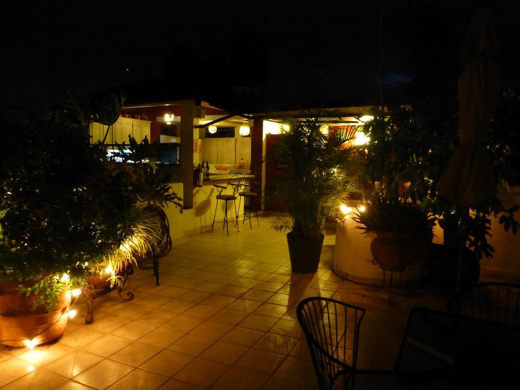 La Perla Hotel Boutique B&B Guadalajara Bagian luar foto
